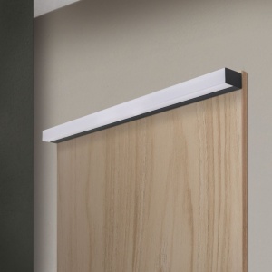 Aplica pentru oglinda baie IP44 HORIZON L-90cm negru 155866 universul-luminii.ro