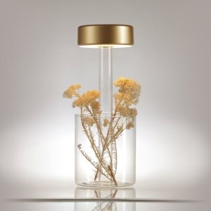 Lampa portabila cu baterii cu baza in forma de vaza AI design auriu/ transparent 231096 universul-luminii.ro