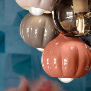Lustra cu 6 pendule design italian realizat manual din ceramica si sticla AFOXÉ Mix 216326 universul-luminii.ro