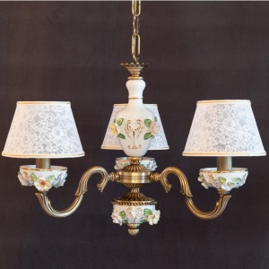 Lustra design italian cu 3 brate din alama si portelan colorat 9961