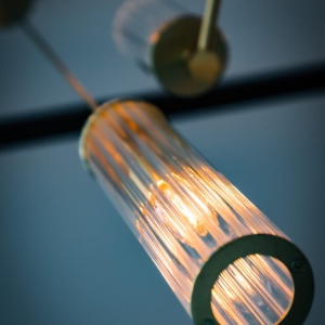 Pendul elegant realizat din alama Hampton 225876 universul-luminii.ro