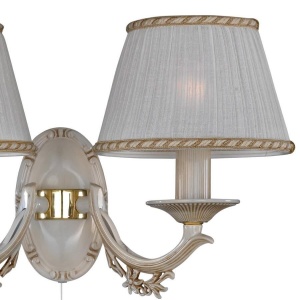 Aplica clasica design italian din alama 9690 109287 universul-luminii.ro