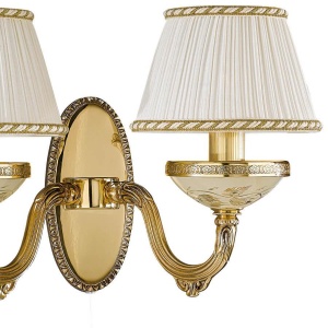 Aplica de perete clasica cu 2 brate din alama design italian 6522 107287 universul-luminii.ro