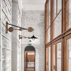 Aplica de perete design rustic-industrial HL-318W-1S3 MELKOR 77-3185 HL 51507 universul-luminii.ro