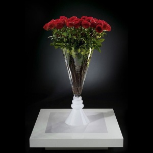 Aranjament floral elegant, VASE SERENA trandafiri rosii, 125cm 1141134.31
