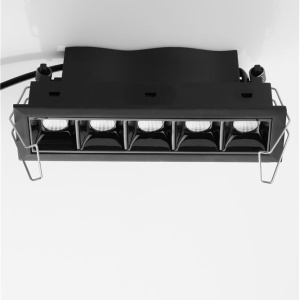 Corp incastrabil tavan fals cu 5 spoturi LED SWAN negru NVL-9232127 189807 universul-luminii.ro