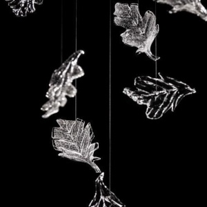 Element decorativ suspendat design frunze care cad din tavan QUERCUS 200917 universul-luminii.ro