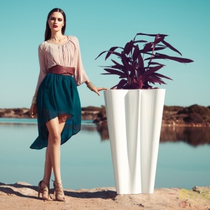 Ghiveci de flori / Jardiniera plante design decorativ modern pentru amenajari interioare si exterioare, BYE-BYE PLANTER 58004R Vondom - Img 3