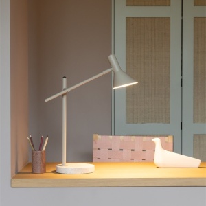 Lampa moderna cu brat reglabil Izmir sand 248807 universul-luminii.ro