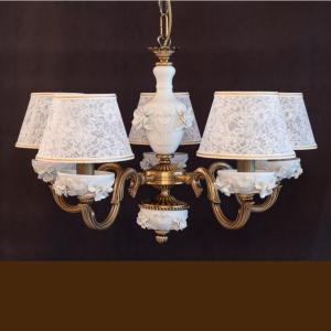 Lustra design italian cu 5 brate din alama si portelan alb 9962