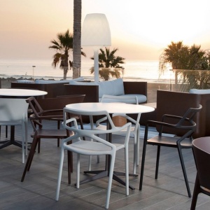 Set de 4 Scaune moderne cu brate de exterior / interior design premium DELTA Vondom 66026 - Img 2