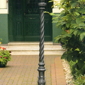Stalp iluminat exterior din fier forjat, inaltime 247cm, AL 6784 176167 universul-luminii.ro
