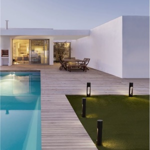 Stalp LED mic pentru exterior design modern IP65 Ellery negru 129787 universul-luminii.ro