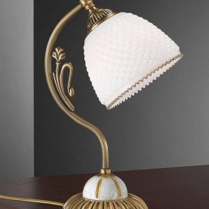 Veioza de masa clasica din alama design italian 8606 107697 universul-luminii.ro