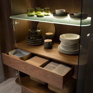 Vitrina, Bufet cu iluminat deosebit design LUX Walnut - Img 7