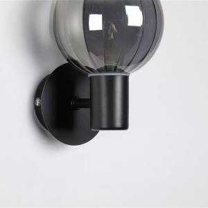 Aplica baie Protectie IP44 metal negru, sticla fumurie Luminsphere 627298 universul-luminii.ro