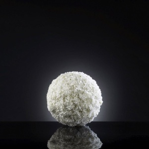 Aranjament floral elegant in forma de sfera, SNOWBALL MELANGE 1141044.95