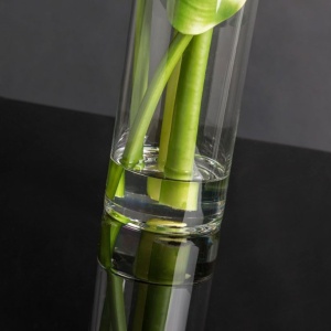 Aranjament floral mediu design LUX CILINDRO CALLA - Img 4