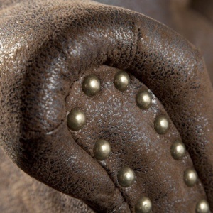 Fotoliu clasic stil englezesc Chesterfield maro antic - Img 2
