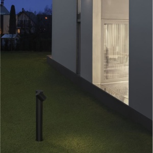 Stalp cu spot orientabil pentru iluminat exterior IP54 FOCUS H-55CM 85248 universul-luminii.ro