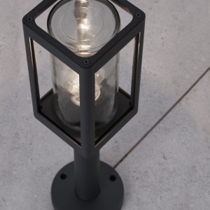 Stalp mic pentru iluminat exterior IP54 OMIKA 205908 universul-luminii.ro