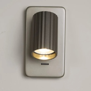 Aplica cu spot din aluminiu canelat Anna Reader bronz - Img 3