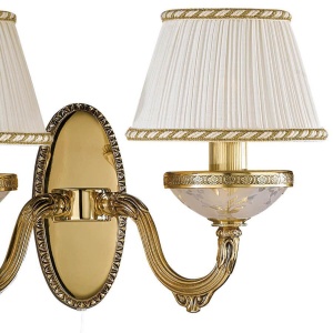 Aplica de perete clasica cu 2 brate din alama design italian 6502 107249 universul-luminii.ro