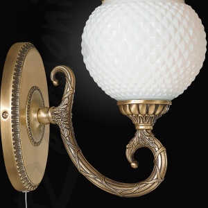Aplica de perete din alama design italian 8450 107589 universul-luminii.ro
