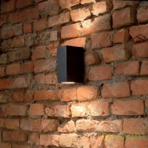 Aplica de perete exterior cu protectie IP44 UP AP2 NERO 115344 60619 universul-luminii.ro