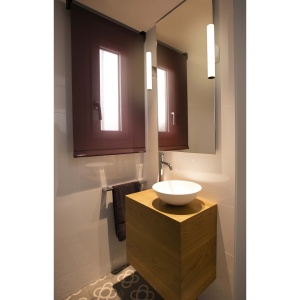 Aplica LED pentru oglinda baie moderna IP44 VOLGA 12W 83079 universul-luminii.ro