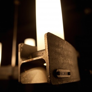 Candelabru din fier forjat cu 8 surse de lumina, design industrial HL 2548 175299 universul-luminii.ro