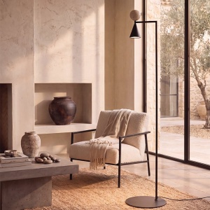 Lampa de podea LED metal negru, piatra travertin Mara