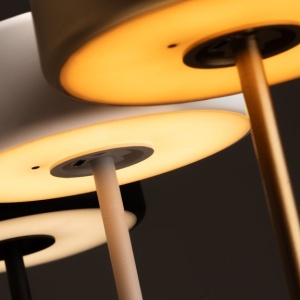Lampa portabila cu baterii AI design negru 231139 universul-luminii.ro