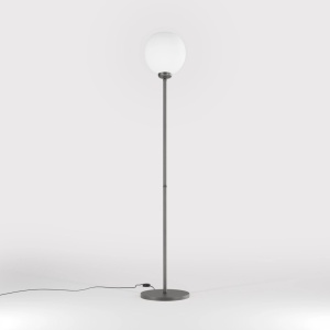 Lampadar, Lampa de podea din alama Globe