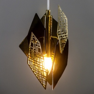 Lustra cu 3 pendule moderna design LUX realizata manual POLYGON 130229 universul-luminii.ro