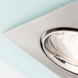 Spot incastrabil tavan directionabil cu sticla decorativa CLASA crom satin/alb 235659 universul-luminii.ro