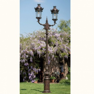 Stalp cu 2 brate iluminat exterior din fier forjat, inaltime 443cm, AL 6719