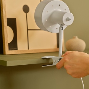Veioza/ Lampa cu clips/ clema de birou Matis alb 167359 universul-luminii.ro