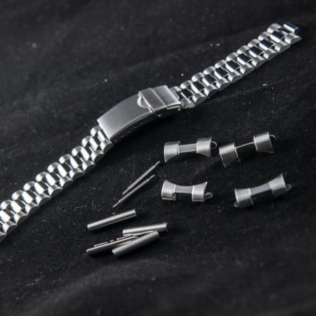 Bratara metalica reglabila argintie capete curbate 18-20mm - 20489