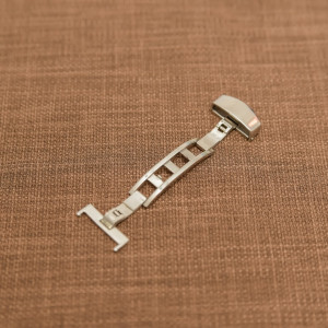 Catarama argintie model fluture 22mm - Img 3