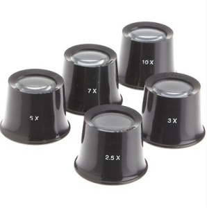 Set 5 lupe plastic in cutie de carton -1543