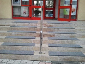 covorase antederapante pentru trepte