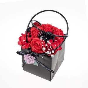 Aranjament floral cu trandafiri de sapun love, 20 cm, 10 fire, negru/rosu, CD2569-Rosu - Img 3
