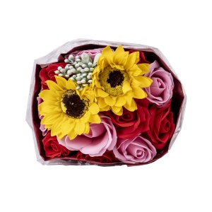Buchet flori sapun Zilan, 11 trandafiri si floarea soarelui, rosu, parfum fin, 30x20x10 cm, CD4451_rosu - Img 2
