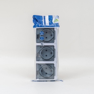 Priza tripla HERMES, alimentare 16A/250V, culoare alb cu capac transparent, dimensiuni 20x7.6x5 cm, ELPL-0326-01 - Img 2