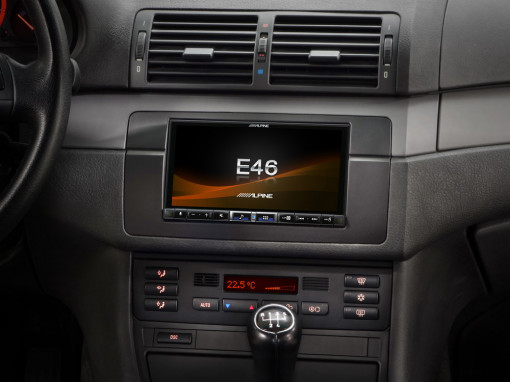 iLX-705E46 Sistem Multimedia Premium 2DIN cu ecran de 7" pentru BMW E46 (98-2007), Alpine