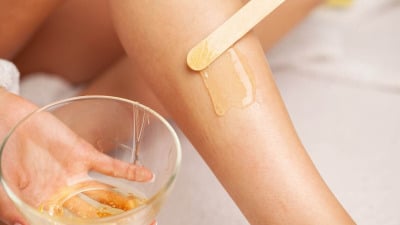 Epilarea cu ceara: cum alegi corect ceara de epilare si cum realizezi acest proces acasa?