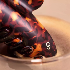 [Agrafa de par marmorata maro pentru stiluri la moda, espresso yourself, catrice - 1001cosmetice.ro] [3]