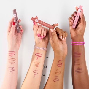 [Contur de buze lichid line n' stain! tattoo everyone's nude-pink 01 essence - 1001cosmetice.ro] [5]