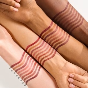 [Creion de buze rezistent line & stain! creion de buze tattoo lip liner, must have brown 02, essence - 1001cosmetice.ro] [3]